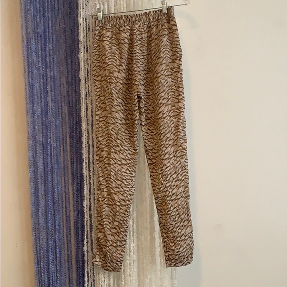 Satin trousers with cinched bottom - Picture 2 of 2